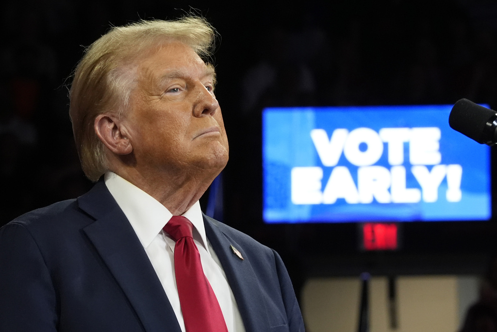 Trump First Elected Trump elected president - FORT MYERS - Beach Observer and Beach Bulletin